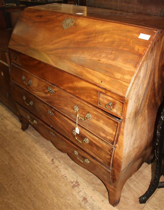 Continental mahogany bureau(-)